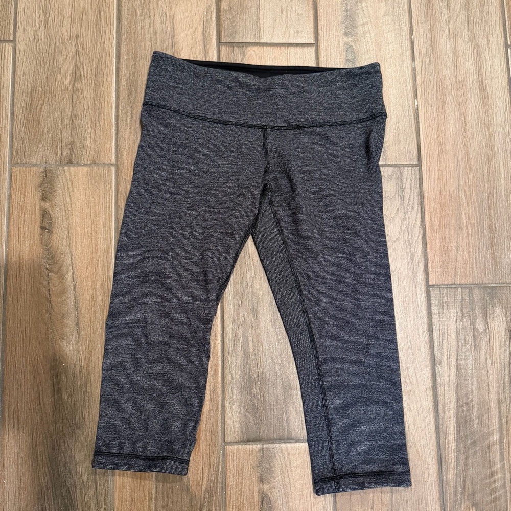 Lululemon Wunder Under Crop Leggings Heathered Black Luon Size 8
